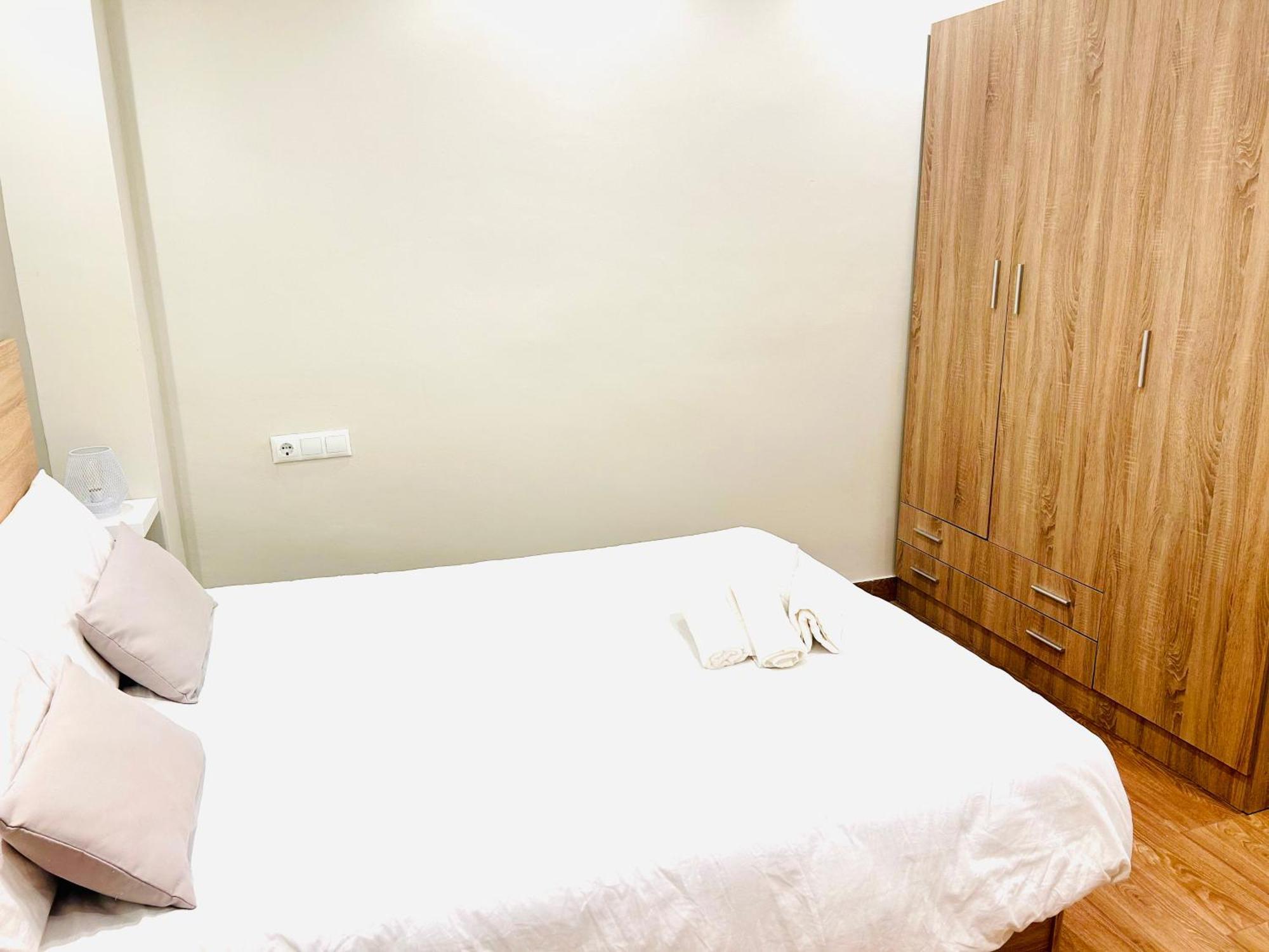 Plaza De Andalucia Home Con Parking Кордоба Екстериор снимка